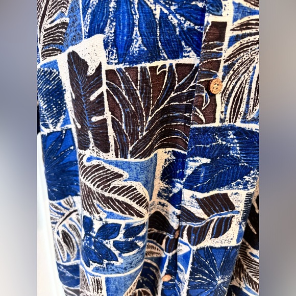 Blue Batik Bay men’s short sleeve blue leaf design 70% silk, 30% rayon 2XL. - Picture 7 of 11